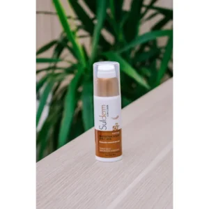 Protector Solar con Color